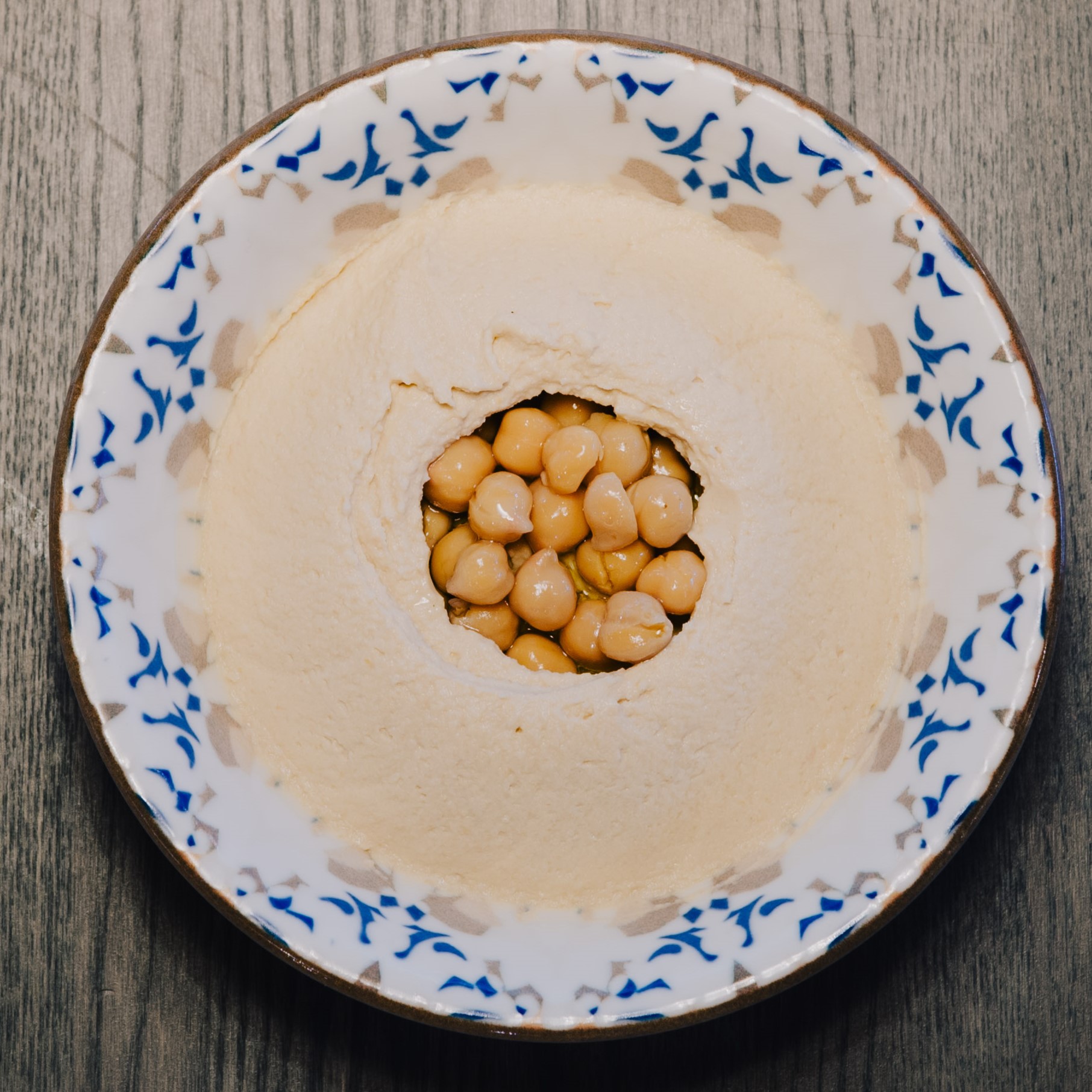 HUMMUS